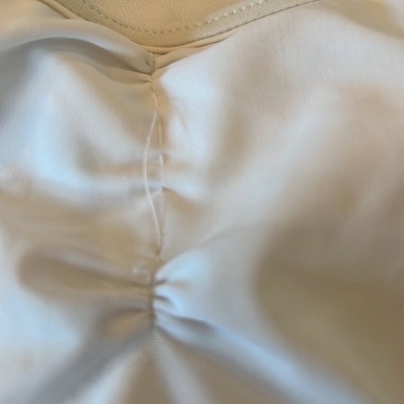 Bikini - Picture 9 of 10